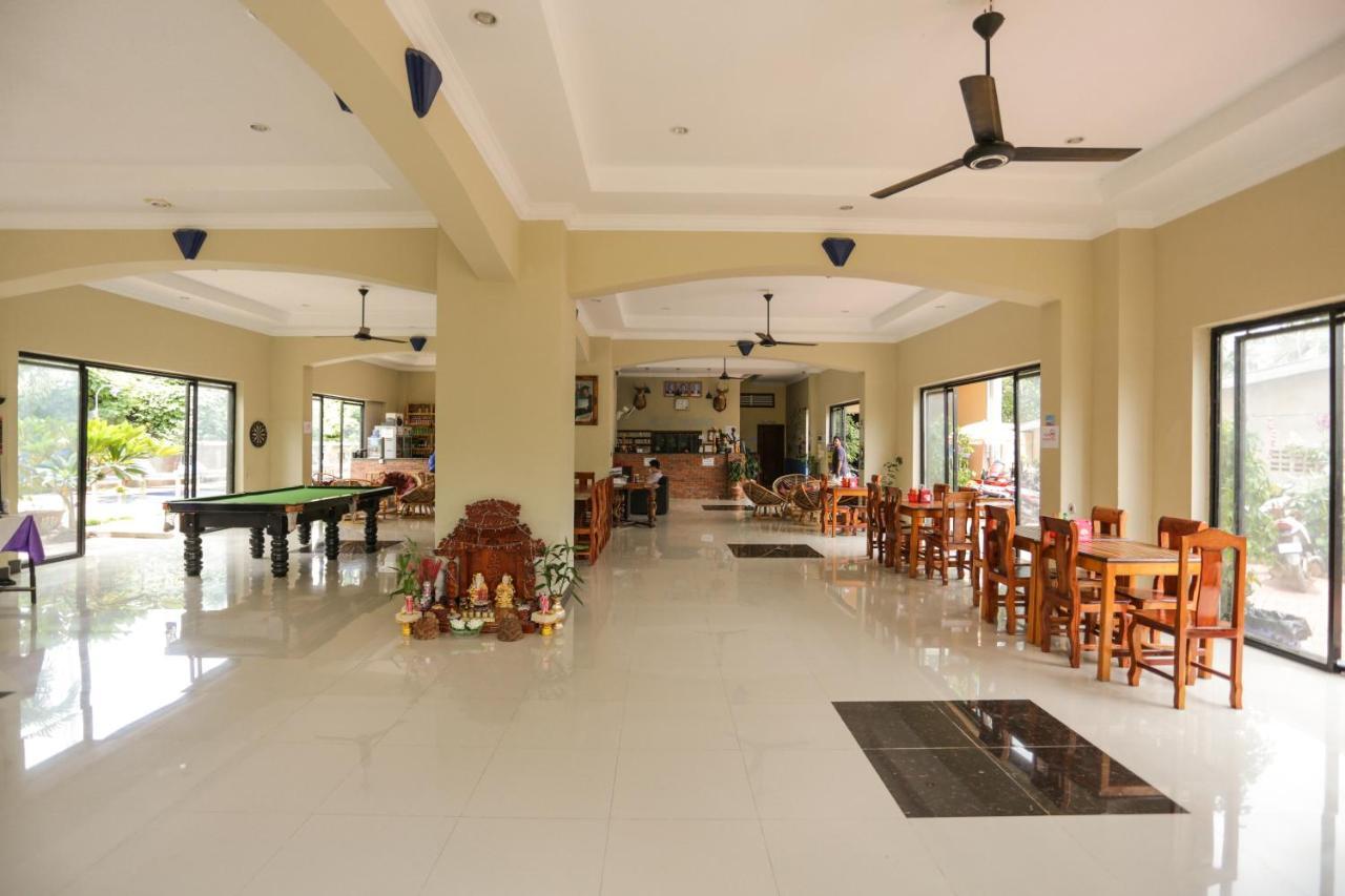 Blue Diamond Hostel Battambang Buitenkant foto