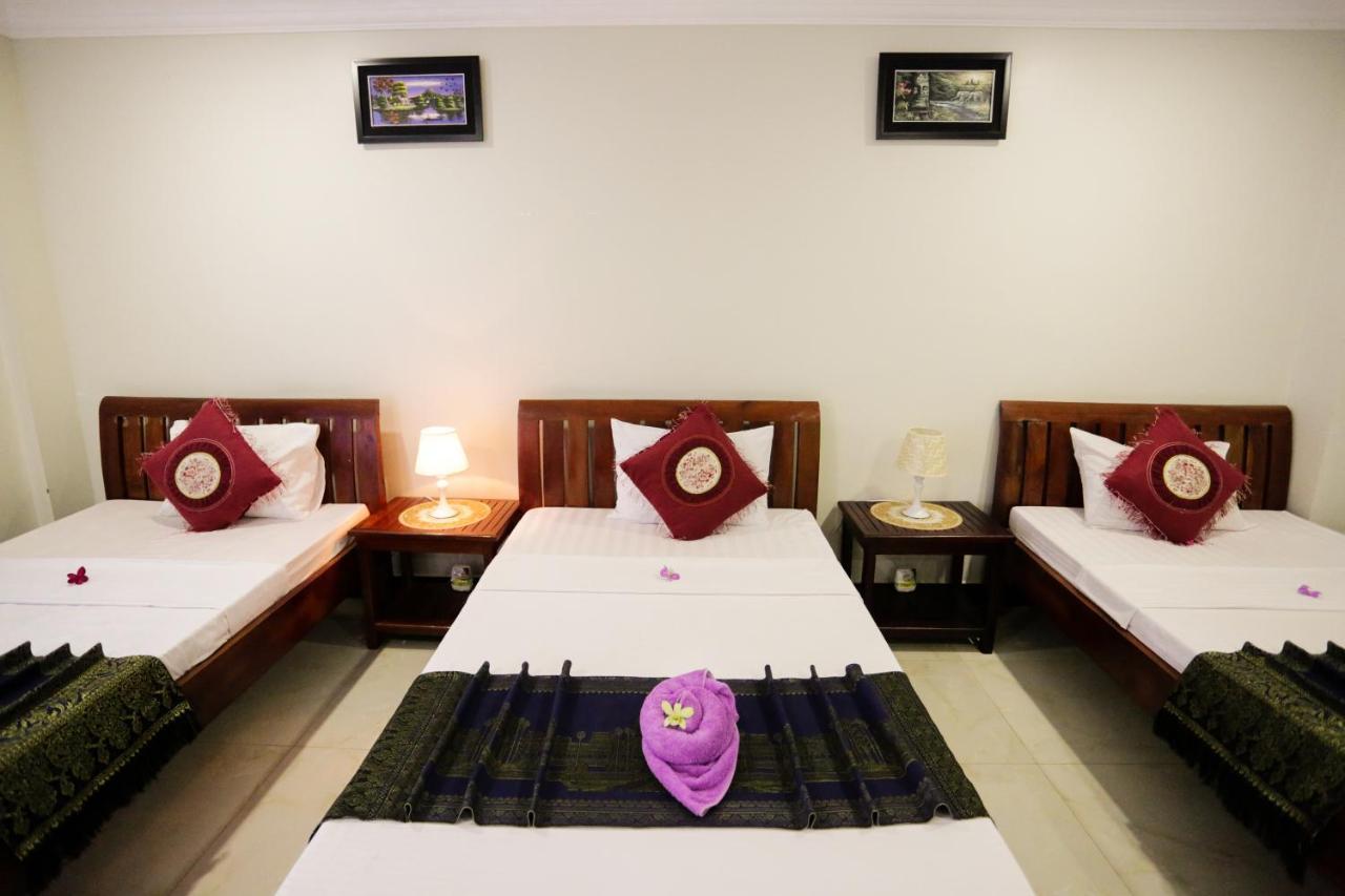 Blue Diamond Hostel Battambang Buitenkant foto